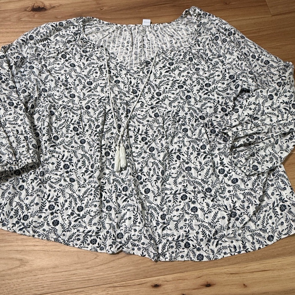Old Navy Peplum Blouse Womens XL Blue Navy Boho Floral Front Tie Tassel Top